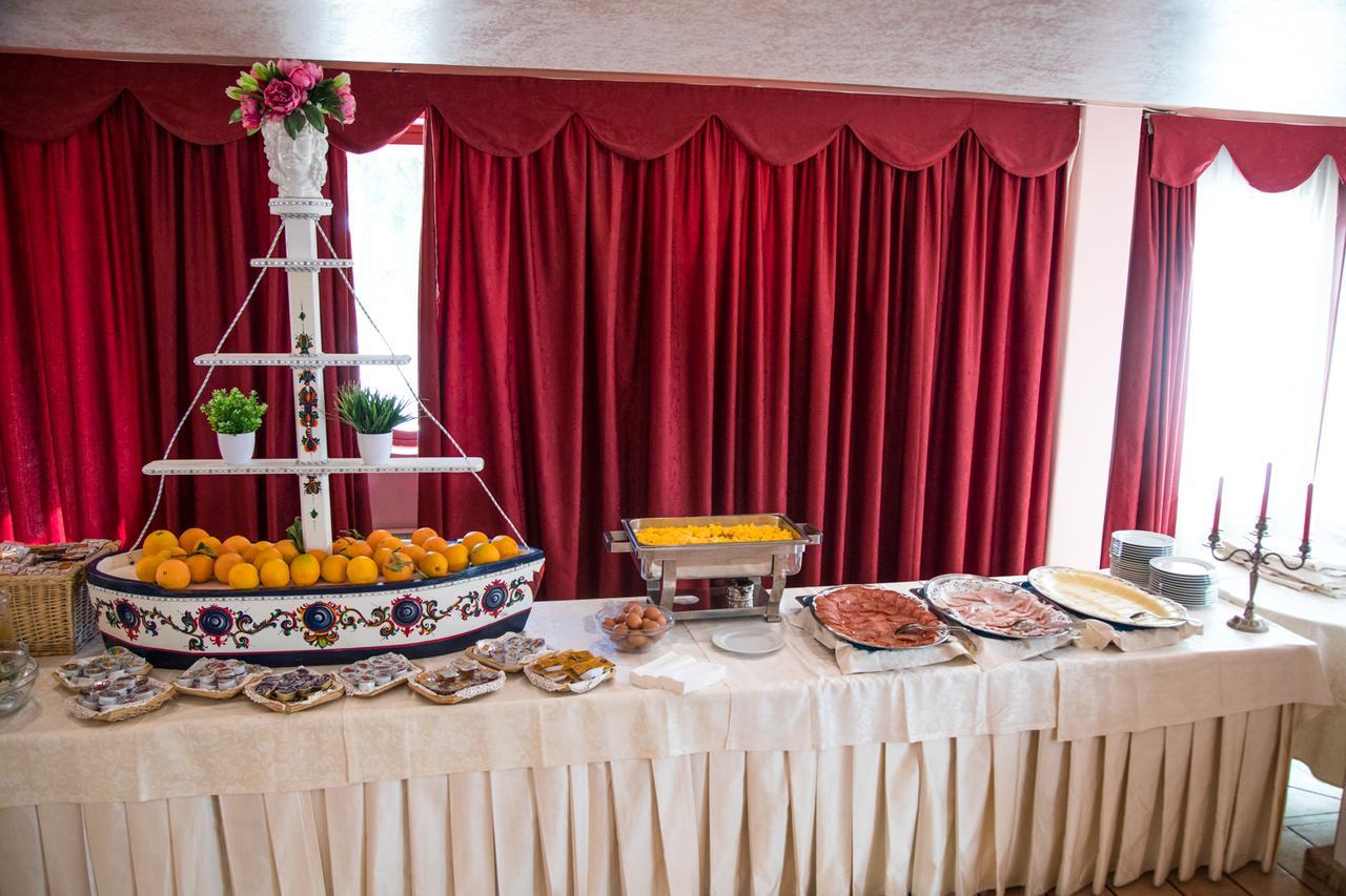 Assinos Palace Hotel Джардіні-Наксос Екстер'єр фото
